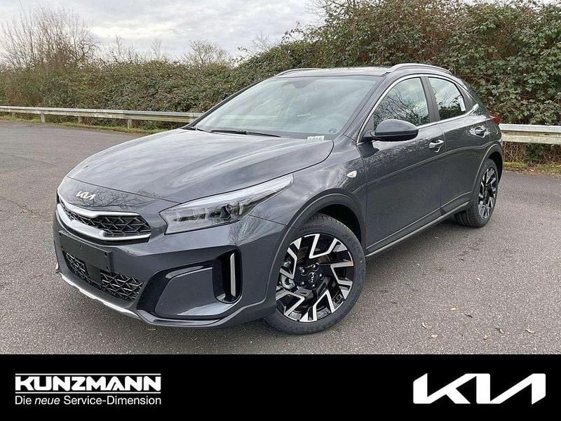 Pentametal metallic Gebraucht 2025 Kia XCeed Vision SUV | 23.669 € (Superpreis) - Bild 1/4