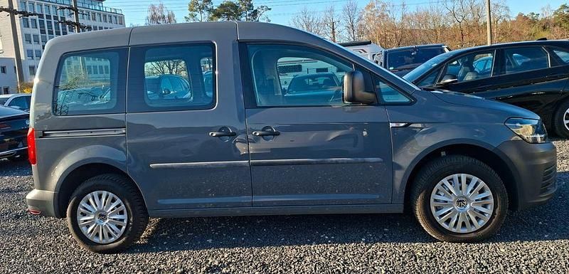 Second-hand VW Caddy 102 CP (75 kW) 2017 Gri Monovolum