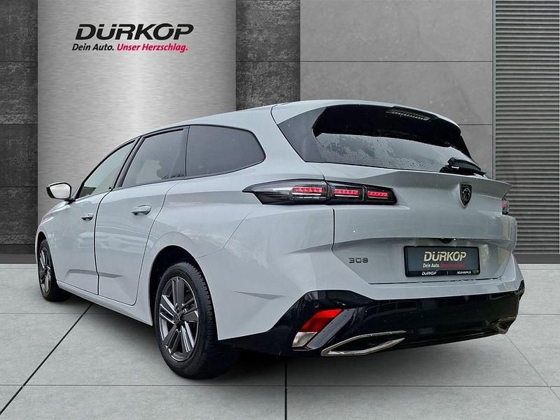 Gebraucht Peugeot 308 SW Allure 131 PS (96 kW) 2024 Weiß Kombi