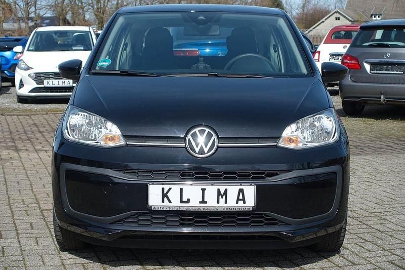 Second-hand VW up! Basis 65 CP (47 kW) 2020 Negru Hatchback