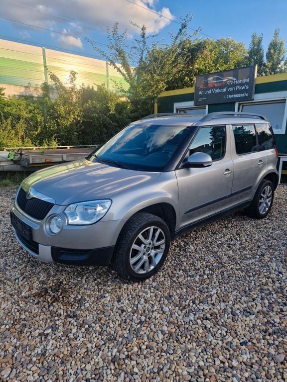Beige Gebraucht 2011 Skoda Yeti Plus Edition SUV | 4.600 € (Guter Preis) - Bild 1/4