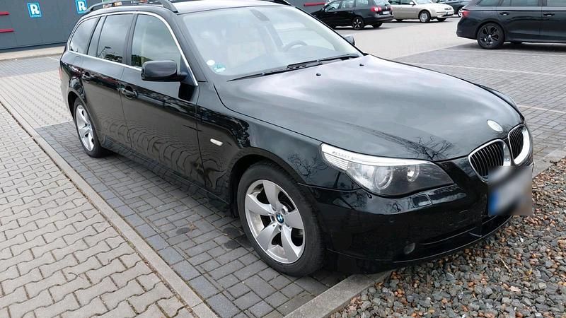 Gebraucht BMW 520 177 PS (130 kW) 2007 Schwarz Kombi