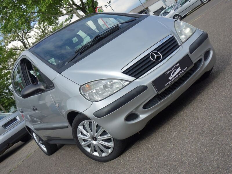 Silber Gebraucht 2003 Mercedes A160 Classic Van / Kleinbus | 2.900 € (Etwas zu teuer) - Bild 1/4