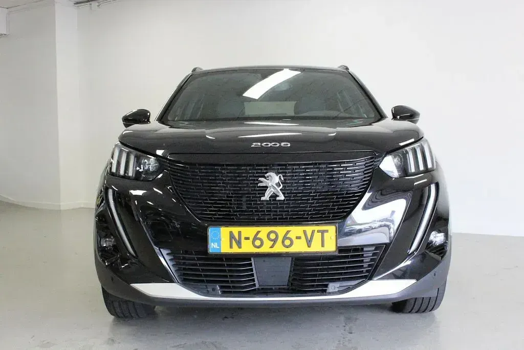 Gebraucht Peugeot e-2008 GTi 100 kW (136 PS) 2021 Schwarz SUV