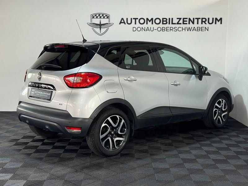 Gebraucht Renault Captur Luxe 120 PS (88 kW) 2015 Silber SUV