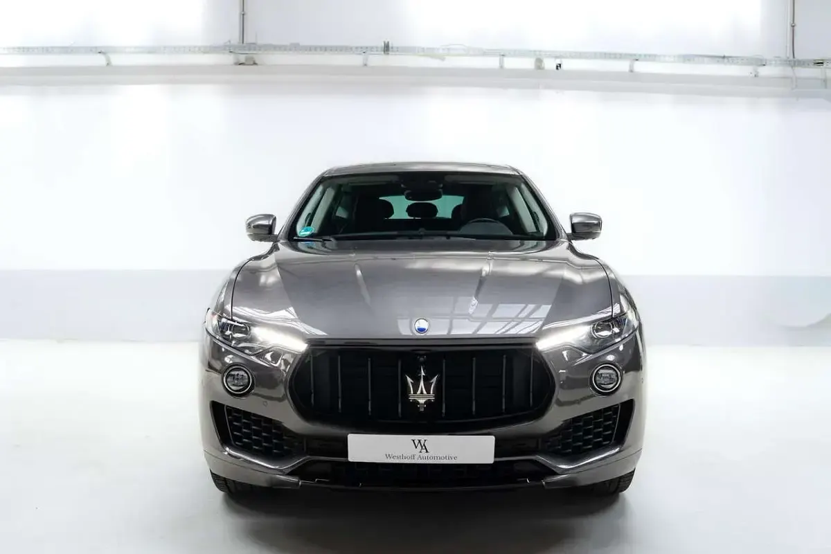 Gebraucht Maserati Levante 430 PS (316 kW) 2016 Grau SUV