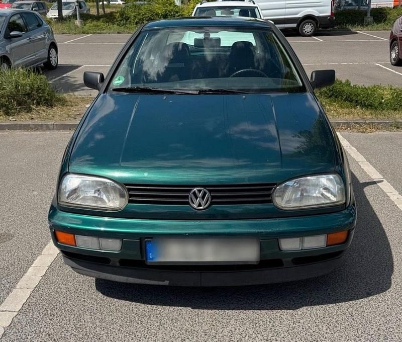 Grün Gebraucht 1996 VW Golf III Kleinwagen | 2.000 € (Fairer Preis) - Bild 1/4