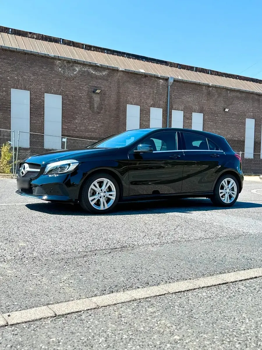 Gebraucht Mercedes A250 210 PS (154 kW) 2016 Schwarz Kleinwagen