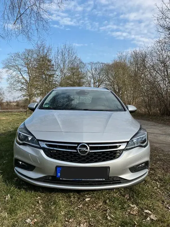 Gebraucht Opel Astra 136 PS (100 kW) 2016 Silber Kombi