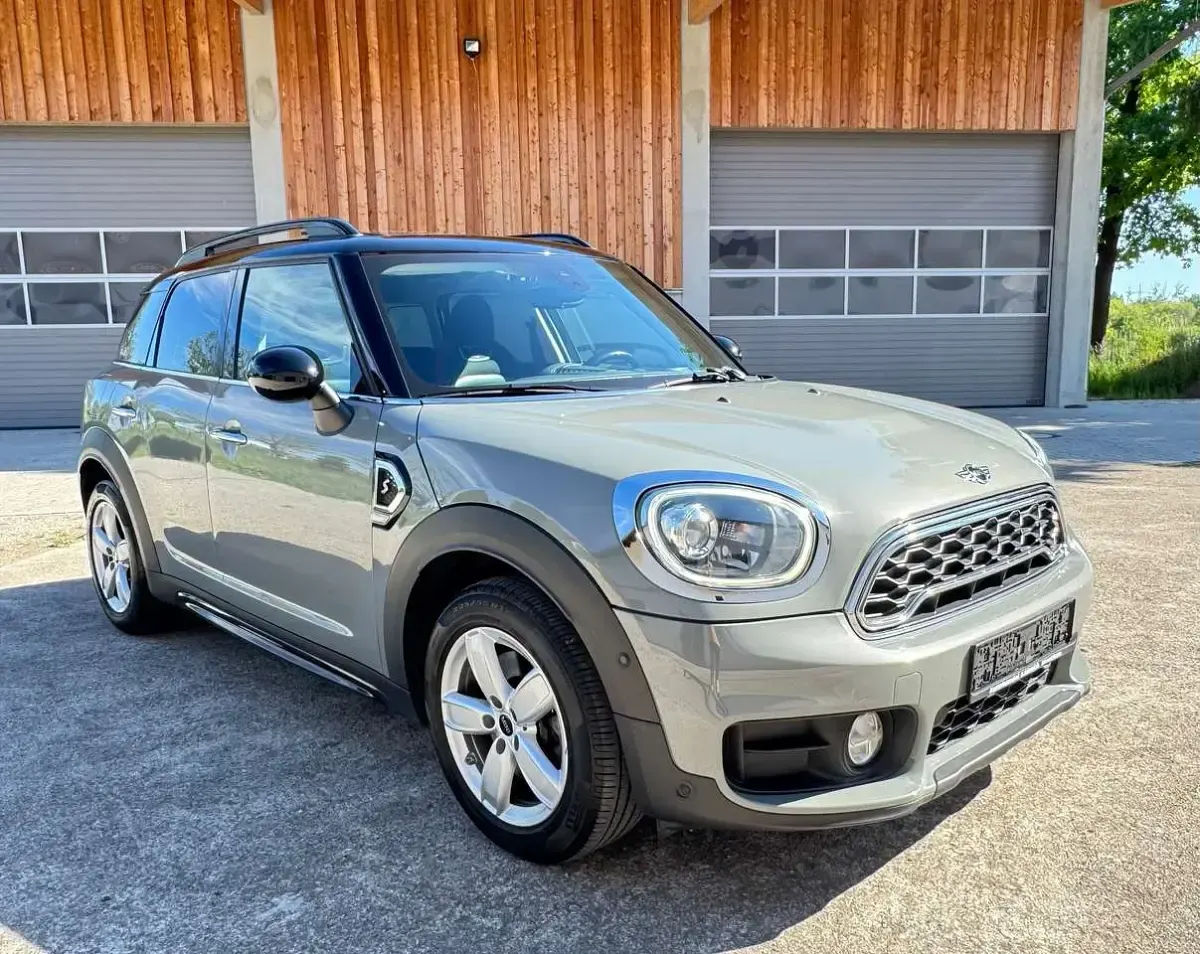 Gebraucht Mini Cooper S Countryman 192 PS (141 kW) 2017 Moonwalk grey (metallic) SUV