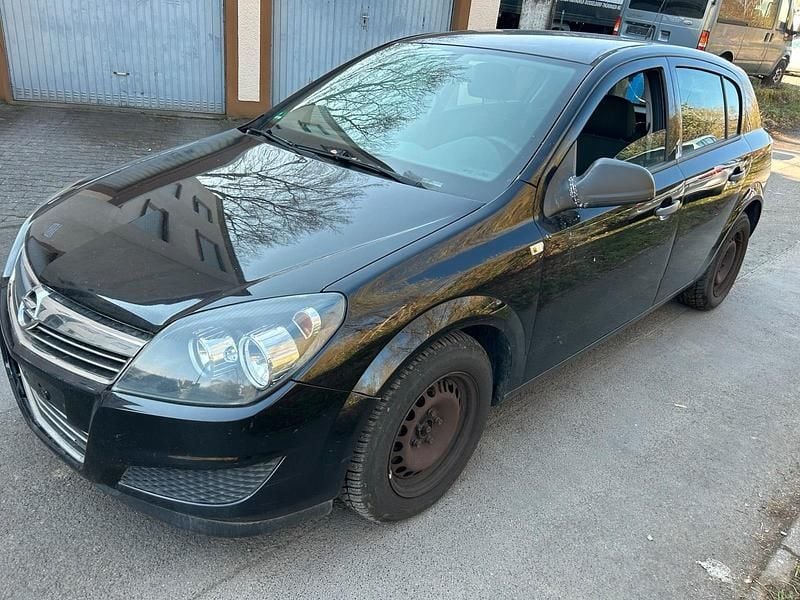 Schwarz Gebraucht 2009 Opel Astra Edition Limousine | 850 € (Guter Preis) - Bild 1/4