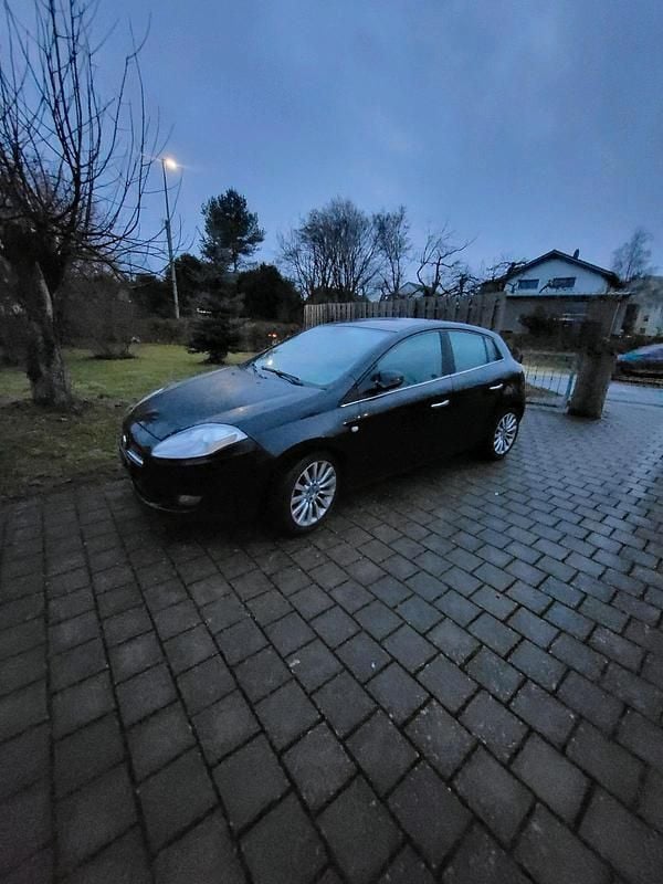 Schwarz Gebraucht 2008 Fiat Bravo Kleinwagen | 1.350 € (Fairer Preis) - Bild 1/4