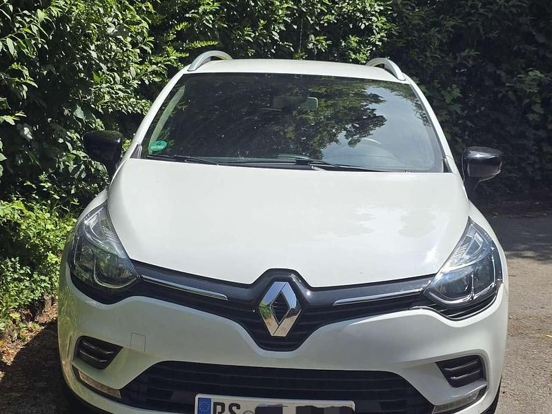 Weiß Gebraucht 2018 Renault Clio GrandTour Kombi | 8.700 € (Fairer Preis) - Bild 1/4