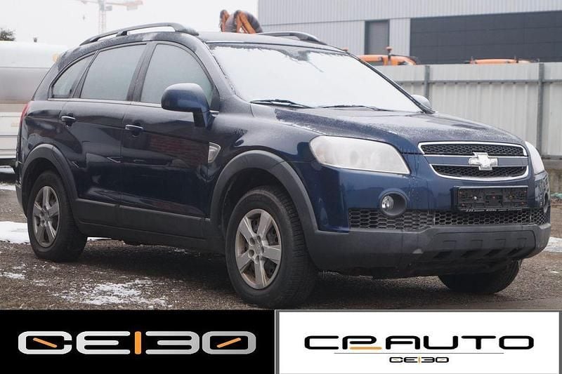 Blau Gebraucht 2008 Chevrolet Captiva LT SUV | 1.999 € (Superpreis) - Bild 1/4