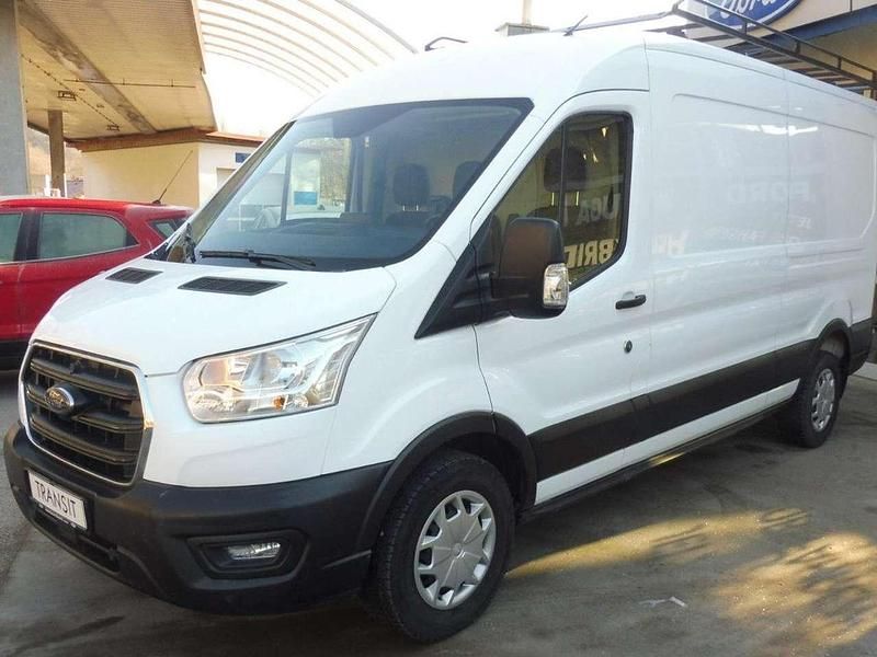 Gebraucht Ford Transit Trend 131 PS (96 kW) 2022 Frost  weiß Van / Kleinbus