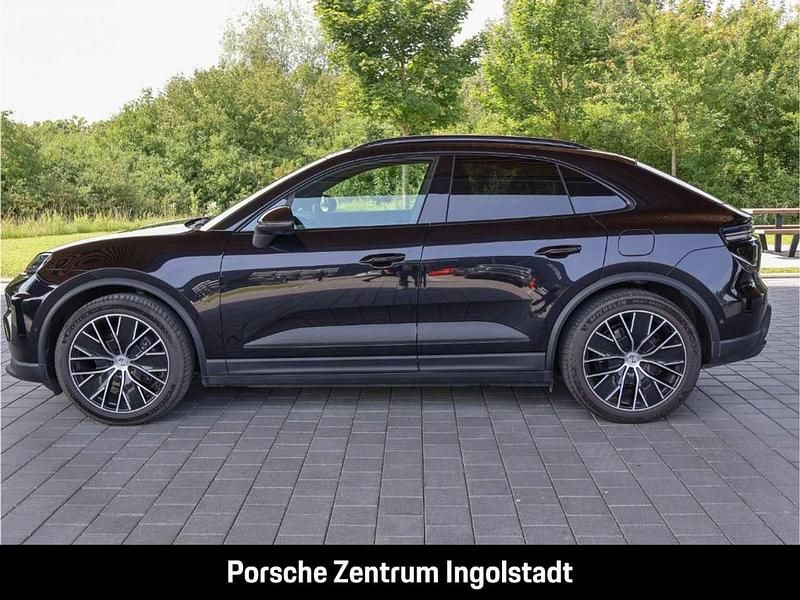 Gebraucht Porsche Macan 4 Electric 264 kW (360 PS) 2025 Schwarz SUV