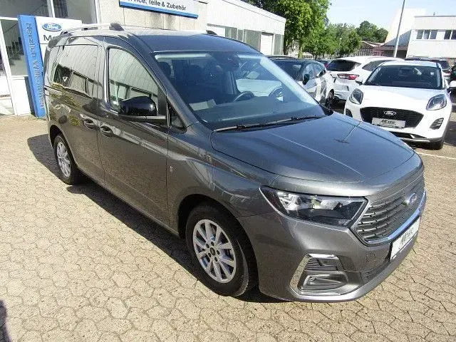 Gebraucht Ford Tourneo Connect Titanium 114 PS (83 kW) 2025 Grau Van / Kleinbus