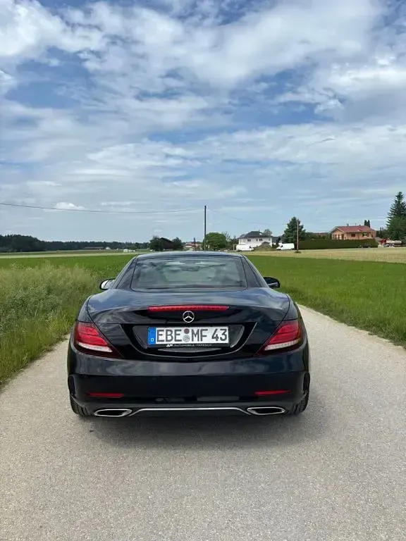Gebraucht Mercedes SLC300 245 PS (180 kW) 2017 Schwarz Cabrio