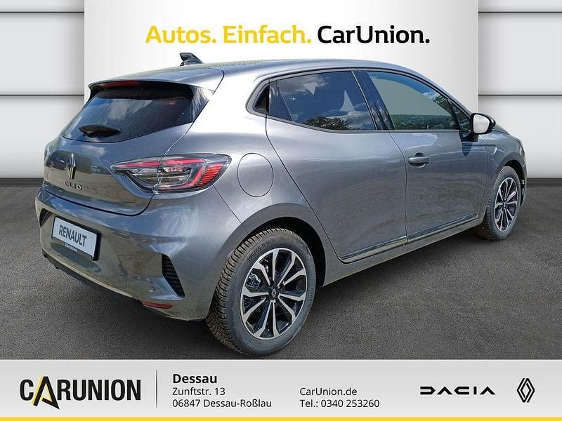 Gebraucht Renault Clio V Techno 91 PS (66 kW) 2025 Grau Limousine