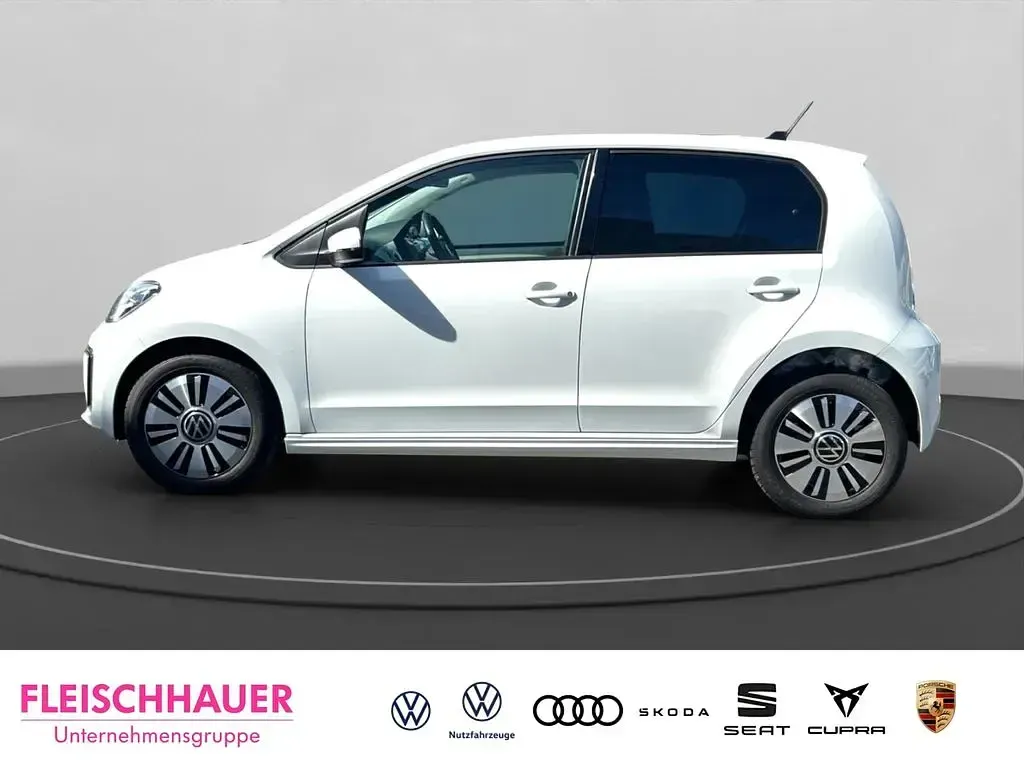 Używany VW e-up! Style 61 kW (83 KM) 2022 Biały Hatchback