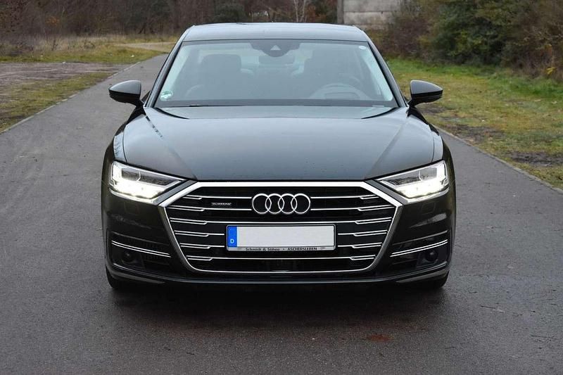 Gebraucht Audi A8 286 PS (210 kW) 2019 Vesuvgrau metallic Limousine
