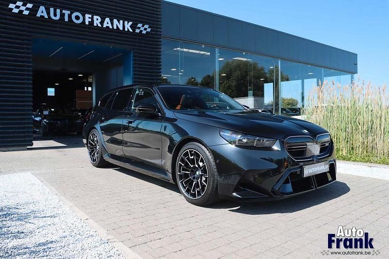 Schwarz Gebraucht 2025 BMW M5 Basis Kombi | 152.389 € (Etwas zu teuer) - Bild 1/4