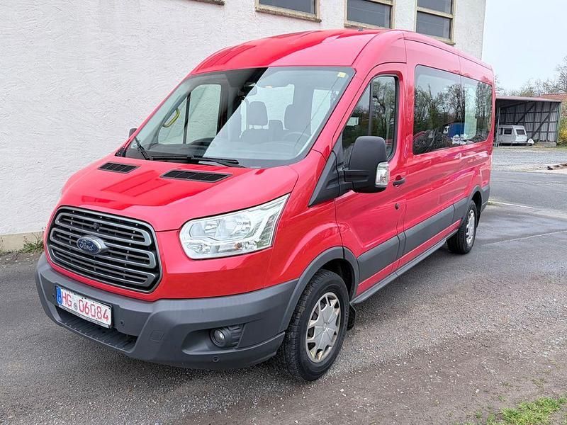 Gebraucht Ford Transit Trend 105 PS (77 kW) 2019 Rot Kombi