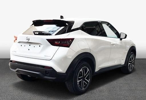 Neu Nissan Juke N-Connecta 143 PS (105 kW) 2025 Pearl white SUV