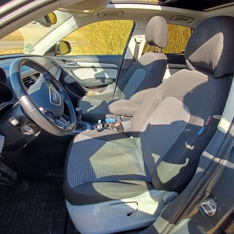 Gebraucht Audi Q3 Ambiente 140 PS (102 kW) 2013 Grau SUV