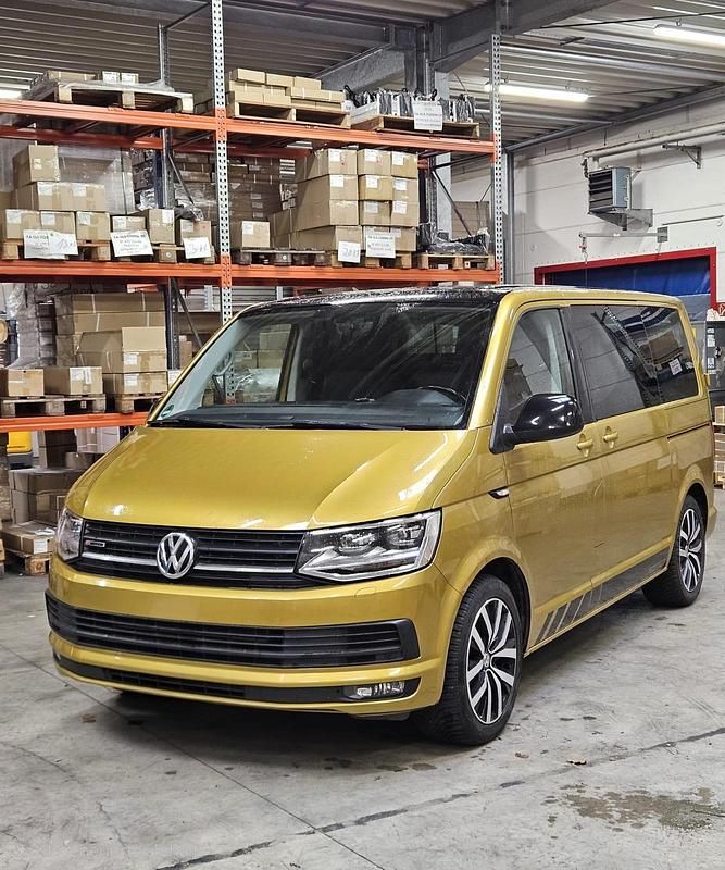 Gebraucht VW Transporter Edition 204 PS (150 kW) 2018 Gold Van