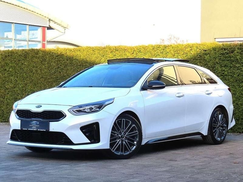 Deluxe white Gebraucht 2019 Kia ProCeed GT-Line Kombi | 19.999 € (Fairer Preis) - Bild 1/4