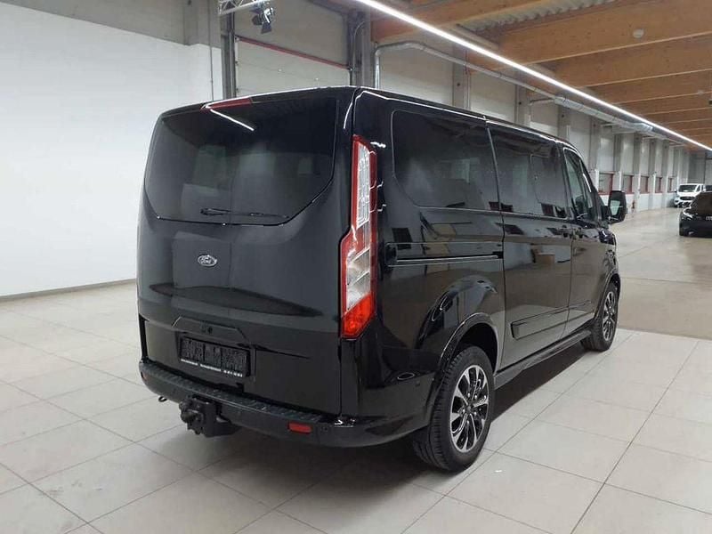 Gebraucht Ford Transit Custom Sport 185 PS (136 kW) 2022 Schwarz Van / Kleinbus
