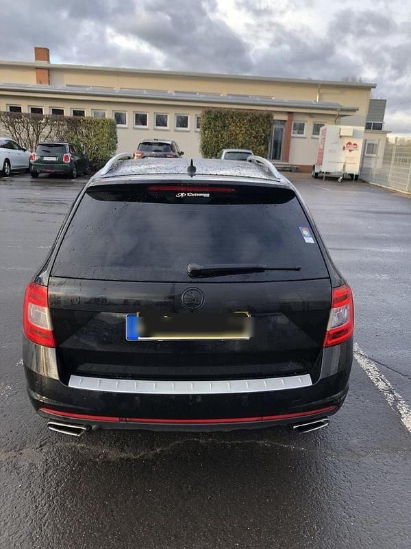 Gebraucht Skoda Octavia RS 220 PS (161 kW) 2016 Schwarz Kleinwagen