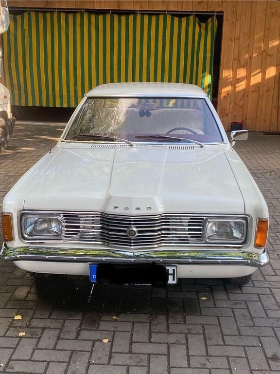 Weiß Gebraucht 1971 Ford Taunus XL Limousine | 8.000 € - Bild 1/4
