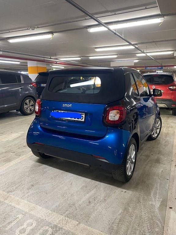 Gebraucht Smart ForTwo Cabrio 90 PS (66 kW) 2019 Blau Cabrio