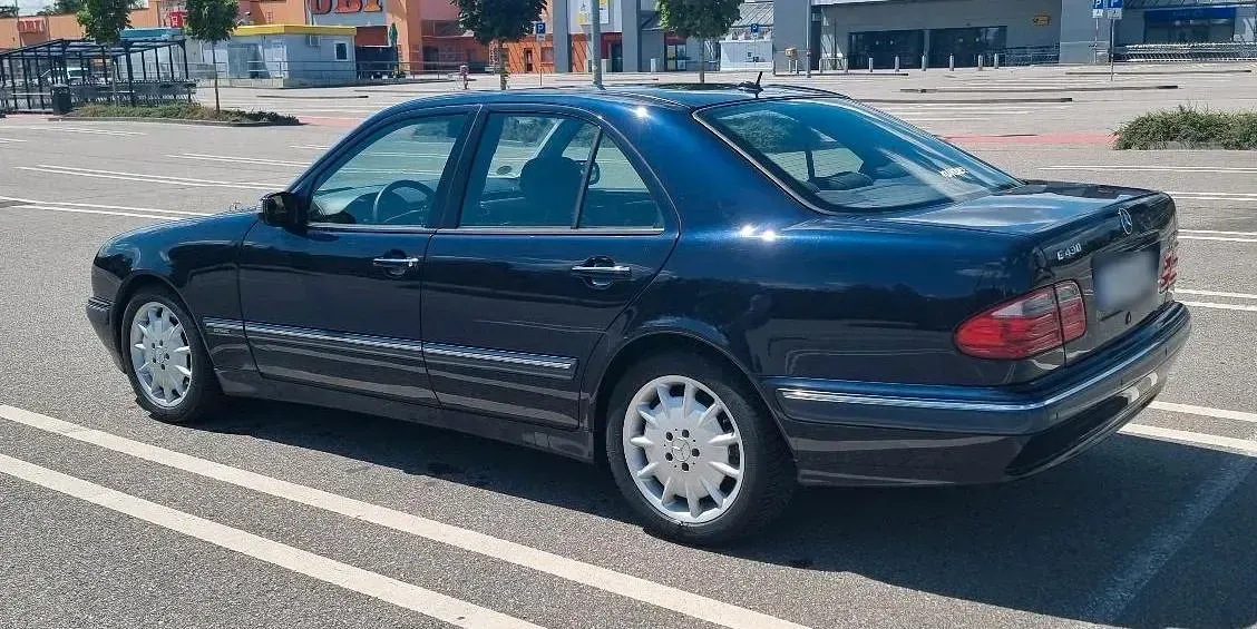 Gebraucht Mercedes E430 279 PS (205 kW) 2000 Blau Limousine
