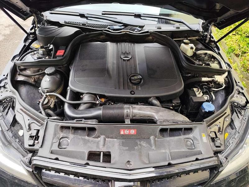 Gebraucht Mercedes 250 AMG line 204 PS (150 kW) 2013 Schwarz Kleinwagen