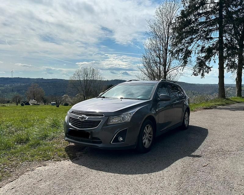 Gebraucht Chevrolet Cruze 131 PS (96 kW) 2012 Grau Kombi
