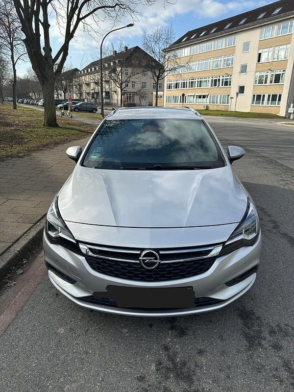 Gebraucht Opel Astra 110 PS (80 kW) 2017 Silber Kombi