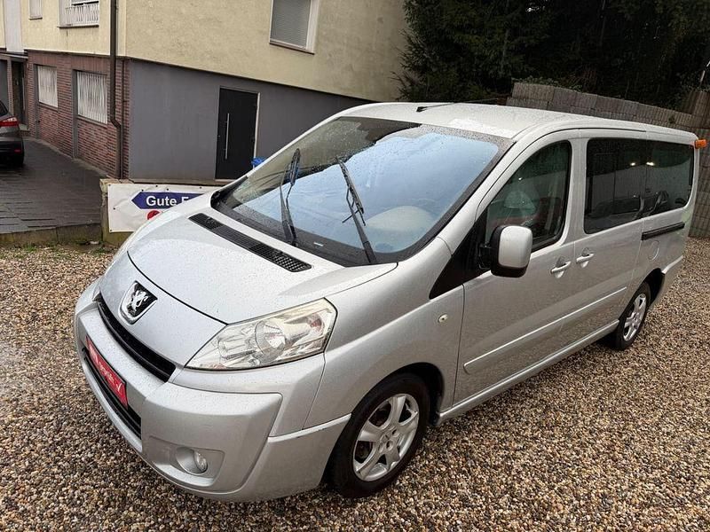 Gebraucht Peugeot TePee Premium 136 PS (100 kW) 2008 Grau Van / Kleinbus