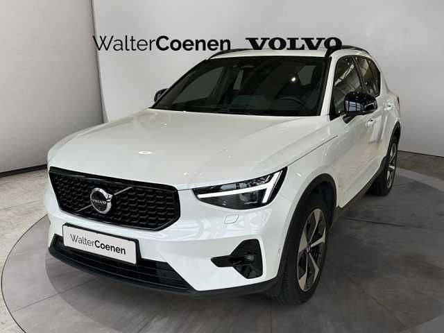 Gebraucht Volvo XC40 120 PS (88 kW) 2025 SUV