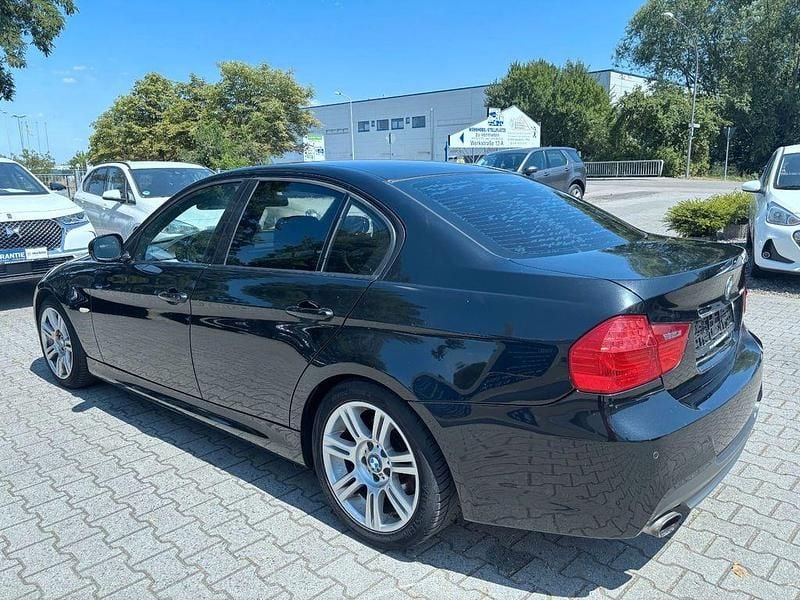 Gebraucht BMW 320 M Sport 170 PS (125 kW) 2010 Schwarz Limousine