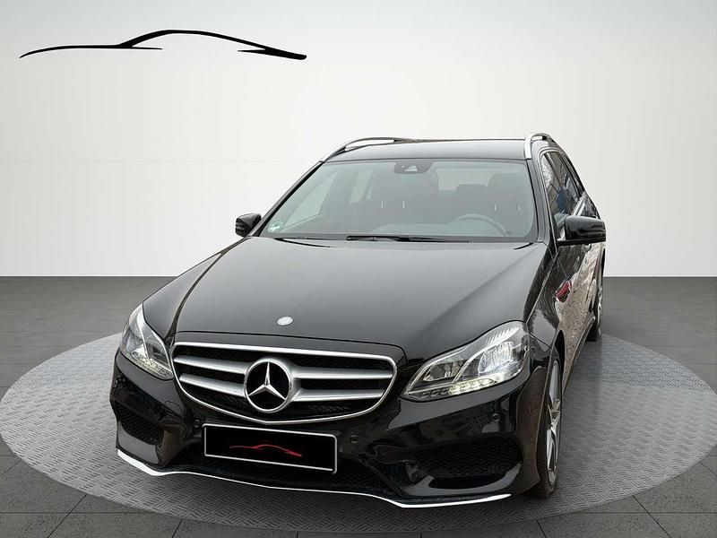 Gebraucht Mercedes E250 204 PS (150 kW) 2014 Schwarz Kombi