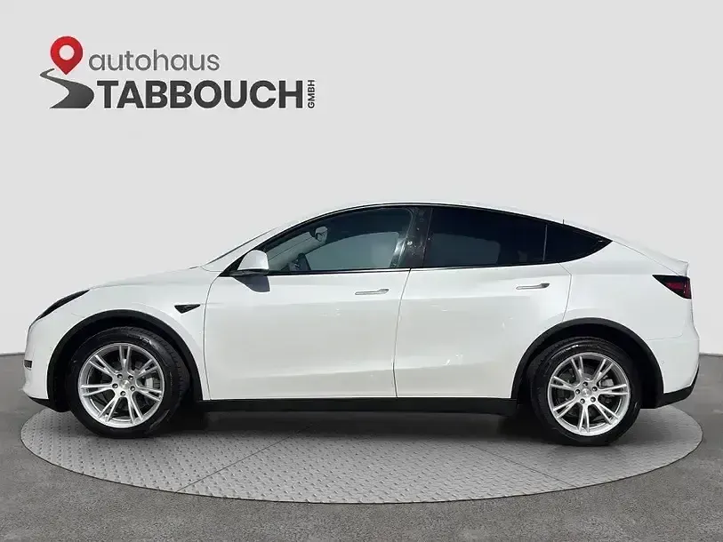 Gebraucht Tesla Model Y Long Range RWD 378 kW (514 PS) 2022 Weiß SUV