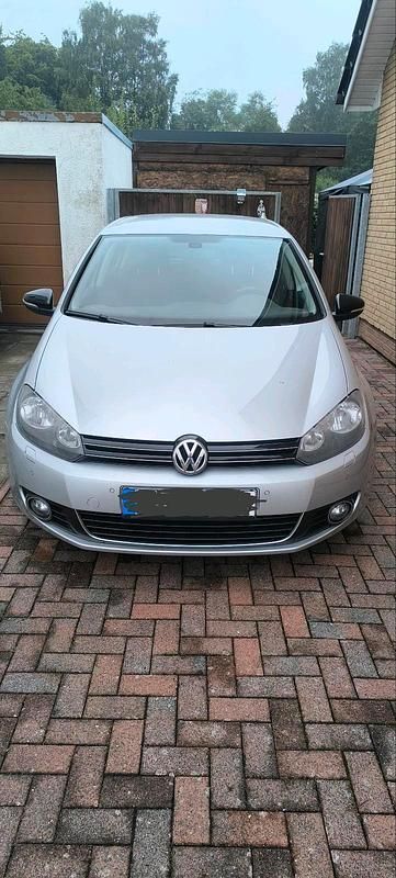 Silber Gebraucht 2011 VW Golf VI Limousine | 5.500 € (Fairer Preis) - Bild 1/4