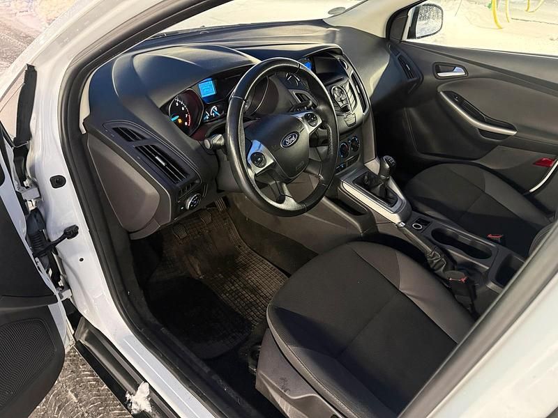 Gebraucht Ford Focus 105 PS (77 kW) 2012 Kombi