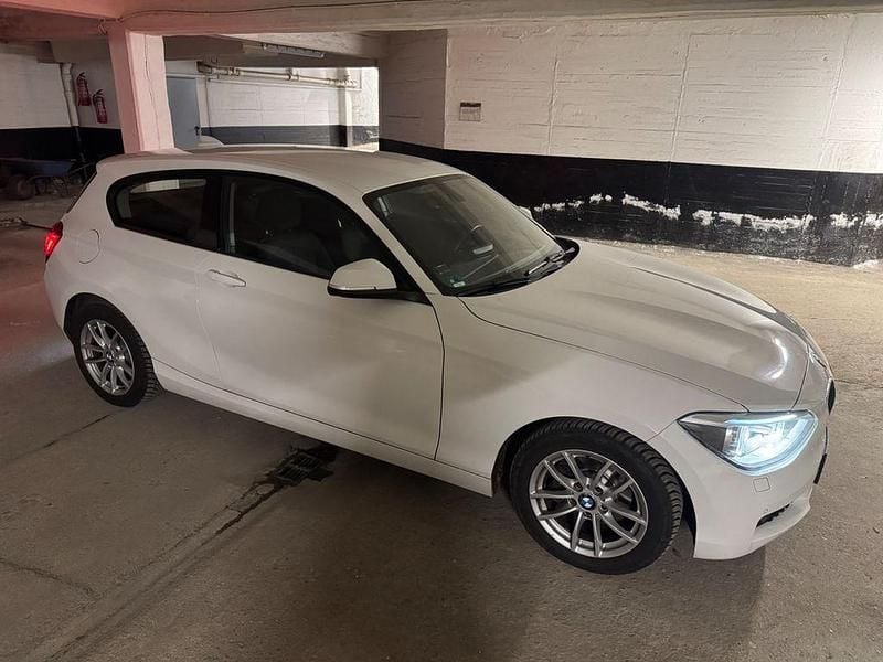 Gebraucht BMW 116 136 PS (100 kW) 2013 Weiß Kleinwagen