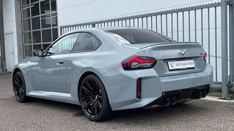 Neu BMW M2 Shadowline 480 PS (353 kW) 2025 M brooklyn grau metallic Coupé