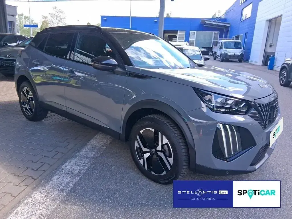Gebraucht Peugeot 2008 GT 131 PS (96 kW) 2024 Grau SUV