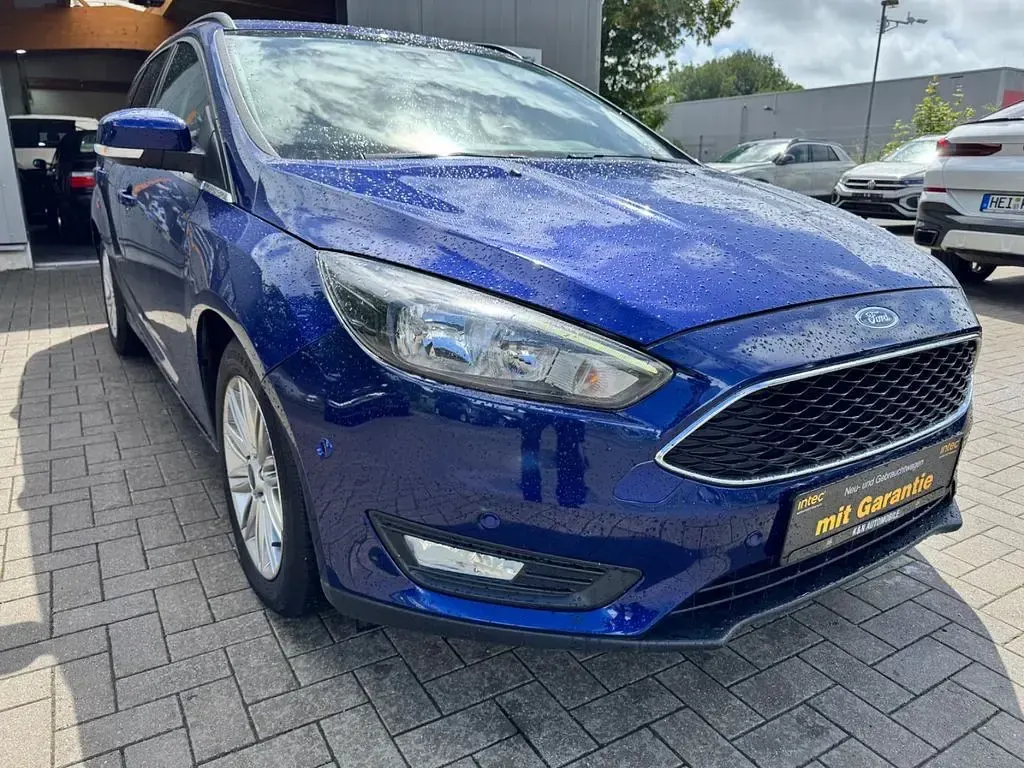 Gebraucht Ford Focus Cool & Connect 125 PS (91 kW) 2018 Blau Limousine